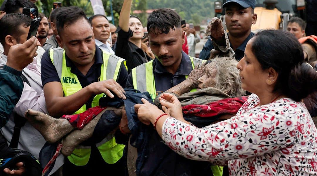 Organizaciones católicas responden a las inundaciones en Nepal