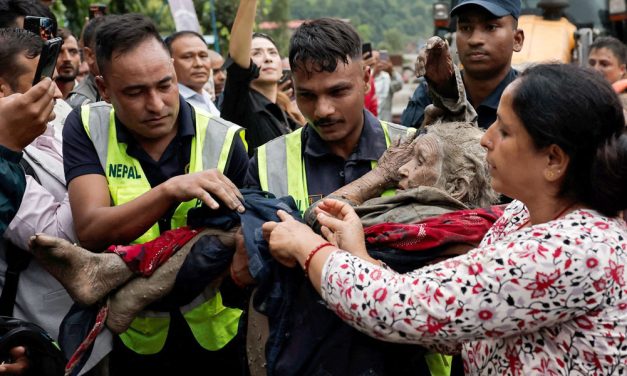 Organizaciones católicas responden a las inundaciones en Nepal