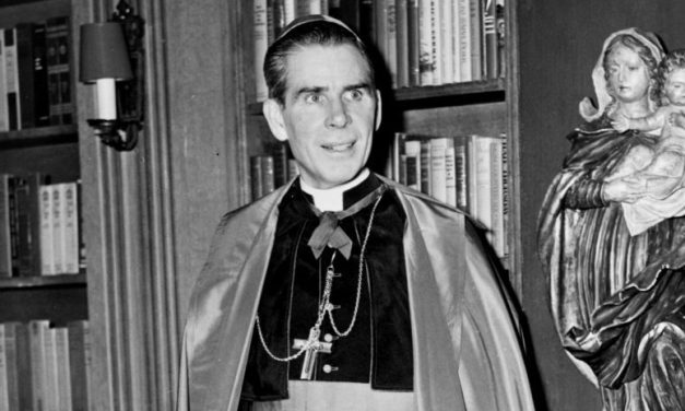 ¿Por qué es importante el Arzobispo Fulton Sheen? Su legado y beatificación