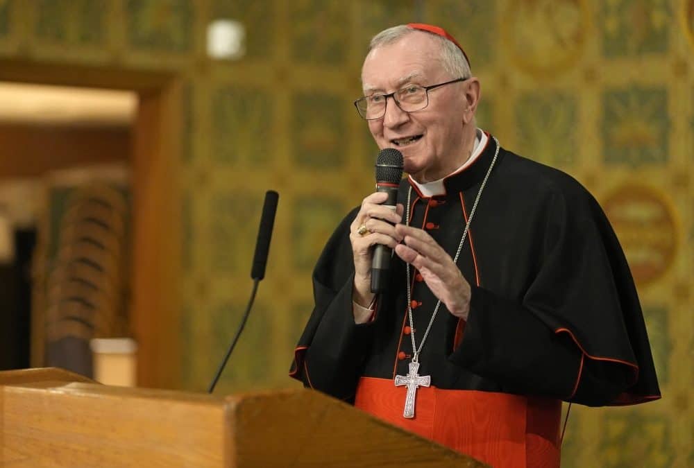 Cardenal Parolin: La legítima defensa no debe ser excusa para el rearme