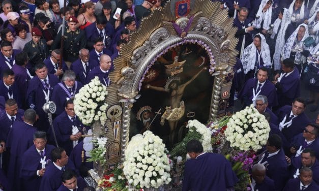 Procesión del Señor de los Milagros: seguir el ejemplo de Jesús