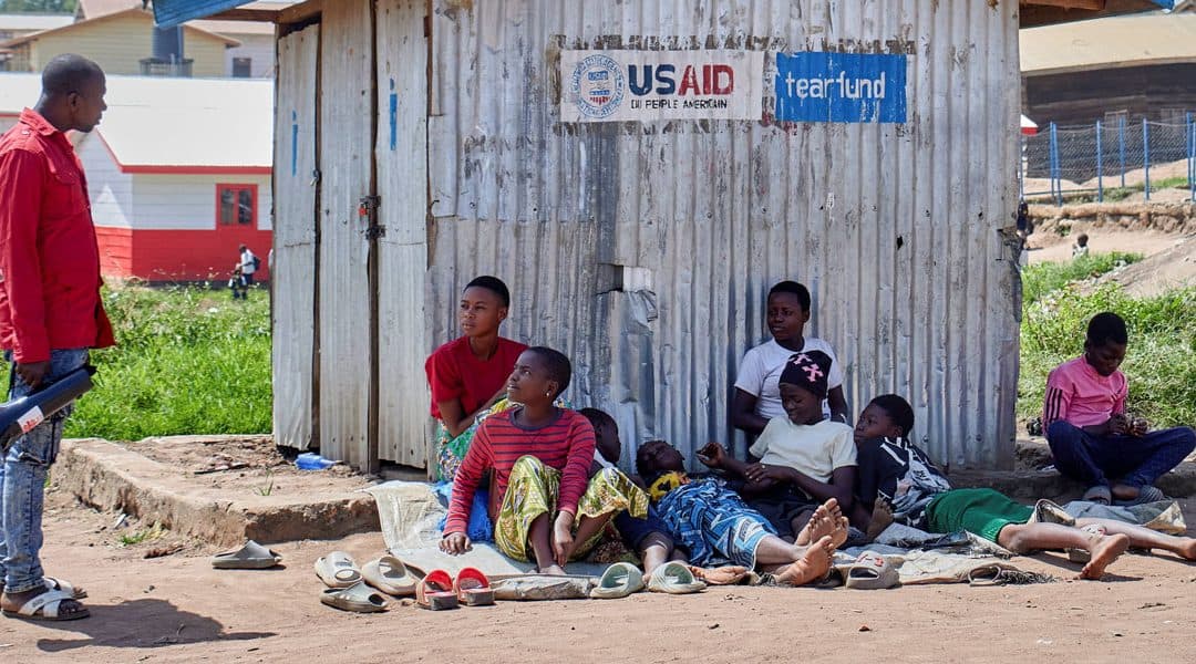 Ébola: las lecciones de África y el papel de la Iglesia para contener el virus