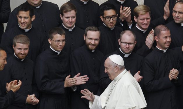Papa Francisco: cristianos tienen la vocación de compartir el amor de Dios