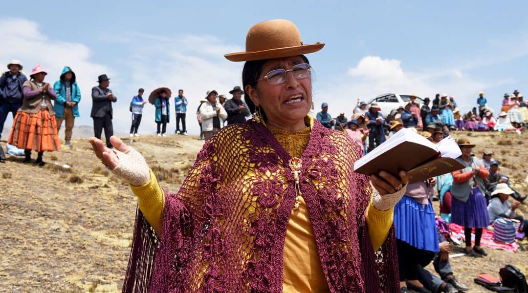 Crisis social en Bolivia: obispo implora una “pausa humanitaria”