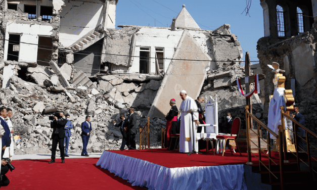 El Papa elogia la solidaridad en la oración con los cristianos perseguidos