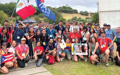 Jóvenes se levantan en la Jornada Mundial de la Juventud en Portugal