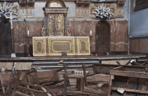 Imagen destacada: Foto del interior de la parroquia de San Jorge Mártir en Paiporta, Valencia, tras las inundaciones. (Foto cedida por el párroco, P. Gustavo Riveira)